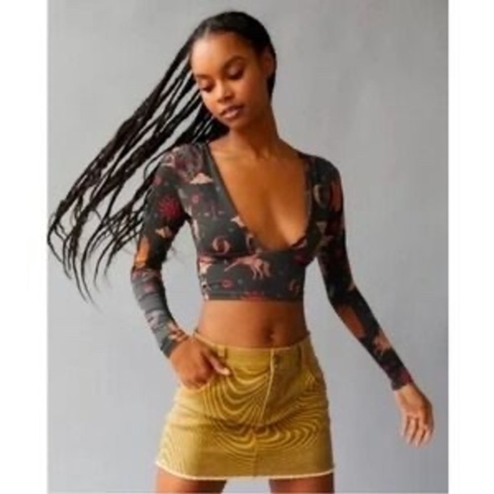 Urban Outfitters Celestial Pegasus Wrap Crop Top Long Sleeve Open Back Black M
